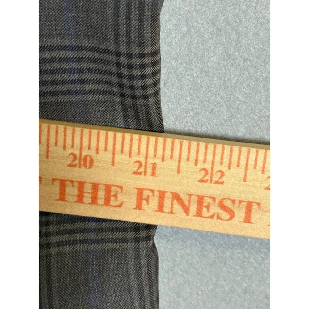 Jos A Bank Blazer Mens 44R Gray Windowpane Tailored Fit Wool Sportscoat
